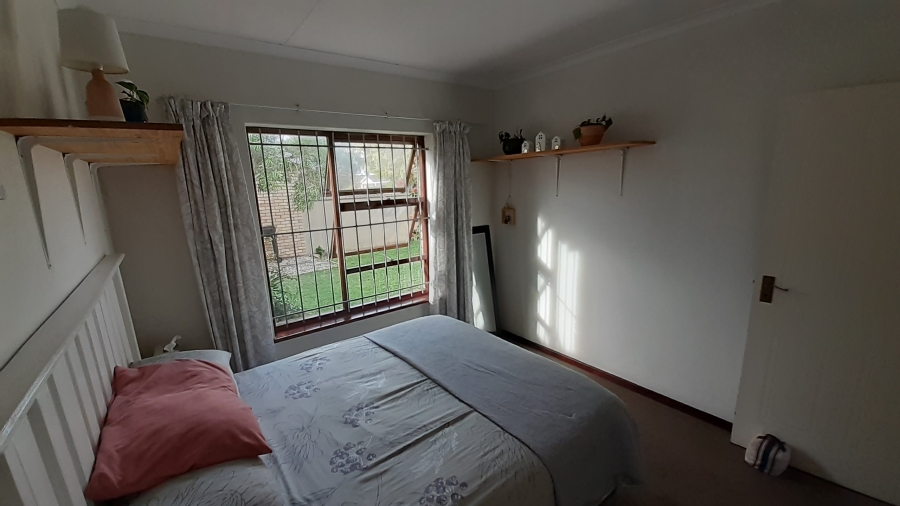 To Let 3 Bedroom Property for Rent in Summerstrand Eastern Cape